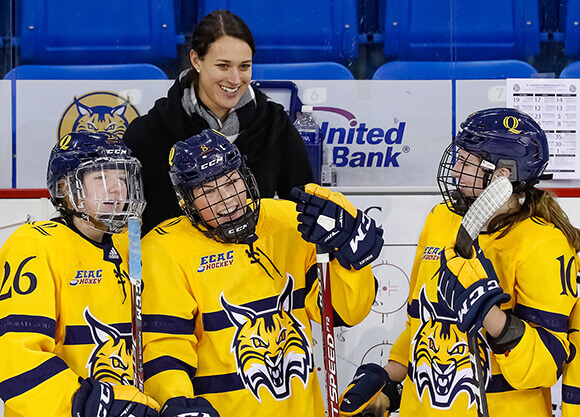 Women's Ice Hockey Team
